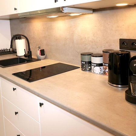 Falcon Apartment Center 4 Metro Swietokrzyska Варшава Экстерьер фото